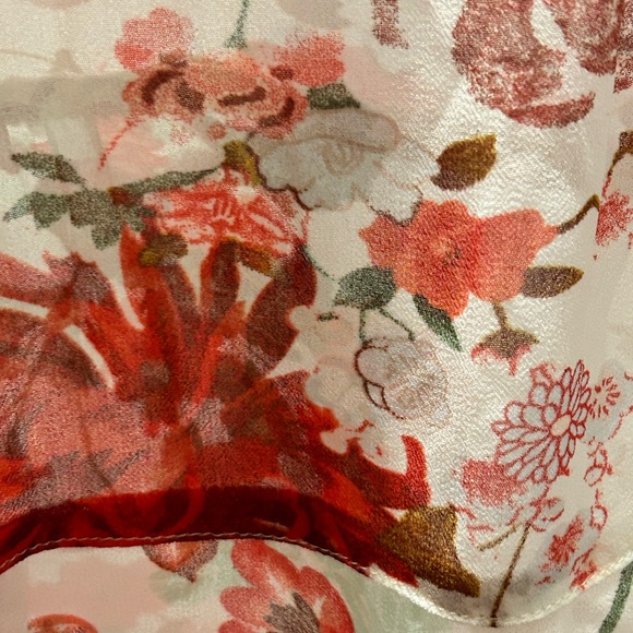 Kismet sheer floral blouse, size S - Picture 4 of 4